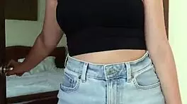 Realtor goes all out with deepthroat and gaping to seal the deal. Anything for the sale, right?