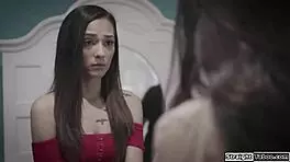 Teen virgin licked by stepdad first time. 😏