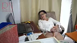 secretary caught on security cam 1 getting dildo fucked in office