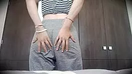 escandalo, check this leaked sex video of mexican uni girl milet getting off in public