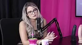 yo, reh queen and kstro dominating on bora cast is fire! 🔥