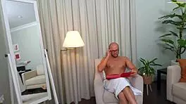 i'm a cute nerd girl who wants to suck my stepdad's big cock and get cum in my mouth