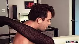 बैंग माई पियर्स्ड पसी हनी मकायला कॉक्स और लोगन पियर्स मिल्फी मिल्फ्स सीन 4 में