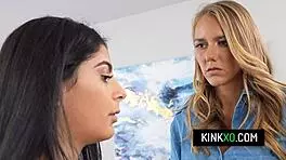 Hey, hot stepmom jasmine daze and stepdaughter angel gostosa are fucking their neighbor