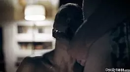 Surprising Online Date Turns Into Unexpected Encounter