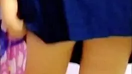 Video real de alumna mexicana BIEN CACHONDA. No resistí y la ayudé con mi VERGA