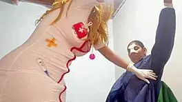 बड़ी टिट्स वाली डॉक्टर को पेशेंट के हसबैंड द्वारा वाइल्डली फक किया गया