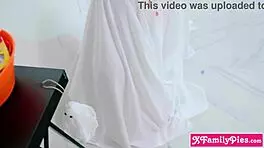 Lana and molly fuck hard in threesome