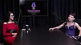 Gravou Uma Suruba A Familia Apoia Se Chateia Com Quem Desmarca E Ja Atendeu Um Deputado - Annie Clementine Watch On Sheer Red