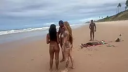 hey, my amigas just love bangin’ on the beach to soak in nature’s vibe.