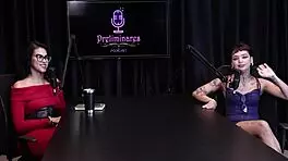 Gravou Uma Suruba A Familia Apoia Se Chateia Com Quem Desmarca E Ja Atendeu Um Deputado - Annie Clementine Watch On Sheer Red