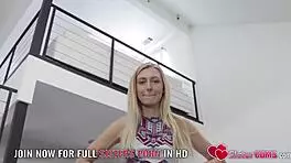 i'm a bored petite stepsister craving wet juicy pussy sex games