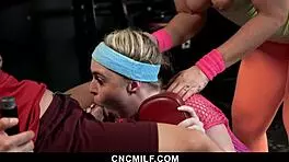 i got the best freeuse gym with milf and teen