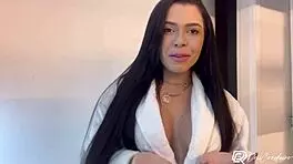 Brazilian teen in lingerie seduces delivery guy with blowjob and gets creampie.