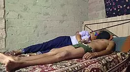 हॉट इंडियन देसी देवर ने भाभी को भाप वाले बेडरूम में धमाकेदार चोदा