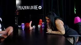 morena demonstra o seu boquete deixando o brinquedinho todo babado - marcelly melo sheer red with sexy black bdsm compilation