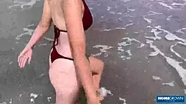 लोलिपॉप्स शेव्ड पस्सी को किंकी काउगर्ल फकिंग के बाद लिंगरी में क्रीमपाई मिलती है 😈🍭