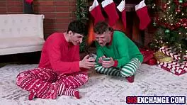 Stepsisters swap brothers for foursome fun 😏