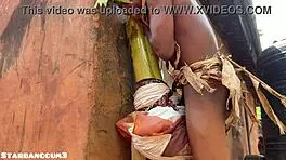 गांव का योद्धा कुछ बड़े से पागल हो रहा है! 😜