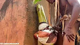 गांव का योद्धा कुछ बड़े से पागल हो रहा है! 😜