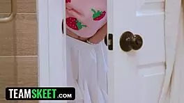 Filthy Husband Lifts Tiny Babysitter And Eats Her Virgin Pussy