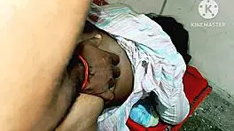 देसी भाभी नेबर बॉय्स को सेड्यूस करती है हार्डकोर पाउंडिंग के लिए बेंट ओवर इंटेंसिटी के साथ