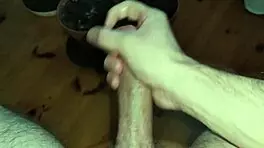Watch this 19-year-old masturbate and cum – can you resist?