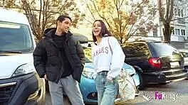 सोफिया स्वीट सेक्रेट क्रेव करती है वह 10-इंच कॉक!