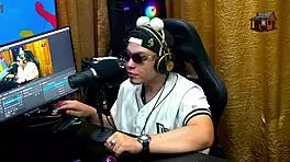 a novinha da privacy avaliou o pau do ruan e tirou a roupa no podcast que delicia - luuh barbosa - podcast pupum no barraco completo no sheer - red