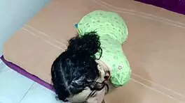 हर्मनस्ट्रा को सौतेले भाई द्वारा फोन पर बात करते समय सेक्स फक किया गया