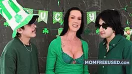 Threesome explodes with freeuse step mom loving gossip and young cocks!