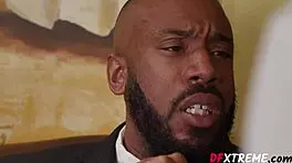 Former porn girl navigates real world challenges