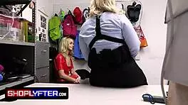 Late Night Chat Turns Into Wild Doggystyle Fucking With Blonde Stepsister