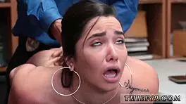 Teen in Pink Panties Squirts During Amateur Apparel Theft Bust