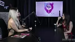 Luciana Picchi submits in outdoor bora cast with Bruna Carlos!