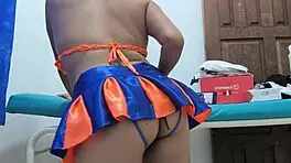 During work hours, he records inserting huge anal plug. 😏