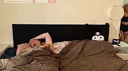 Nineteen year old girl in first porn scene on alemaohub