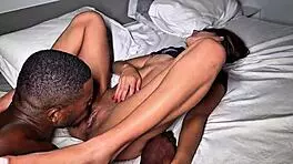 I gave a sexy student a ride in return she gave me her big tits to suck in the car