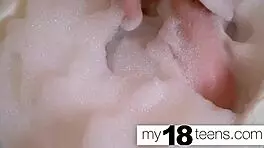 babe masturbates in bath with close-up orgasm