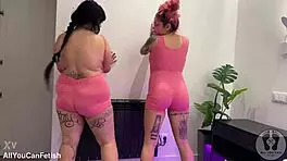 gg huge boobs bouncing wild with belly fetish and ass shaking preview