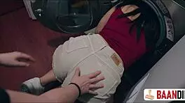 I got trapped and my friend fucked my pussy.