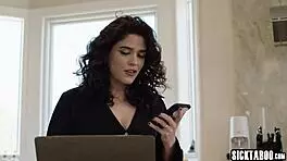 latina victoria voxxx calls troubleshooter guy fucks her tight pussy hard 😏