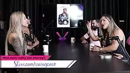 Who did she match with on Tinder? Juli Figueirô and Felipe Larrossa in sheer red