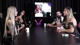 Who did she match with on Tinder? Juli Figueirô and Felipe Larrossa in sheer red