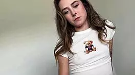 Tiny 18+ Step Sister Daisy Fox Loses Virginity in Household Fantasy with Scott Stark