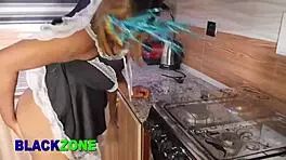 यह मीठी चूत इतनी टेस्टी है!