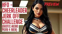 चीरलीडर तुम्हें कंटेस्ट में हार्ड कम करवाती है।