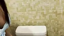 shy latina maid Leyne Rodriguez bangs boss until he cums