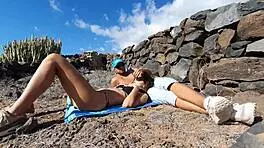 Gynecologist fingers patient and fucks her bareback in hospital