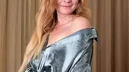 Hazel Ash slips into tight yoga pants and heels for a steamy try-on session